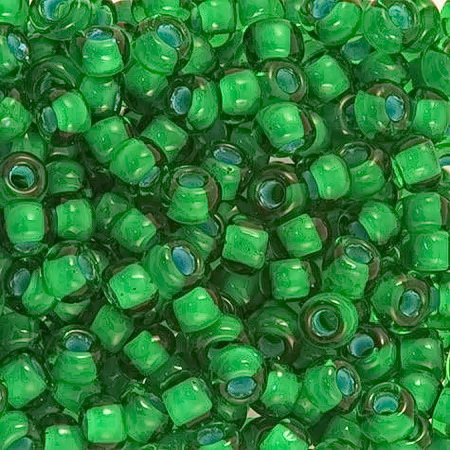 Бисер PRECIOSA 10 50гр 1сорт зеленый с белой серединкой 50105
