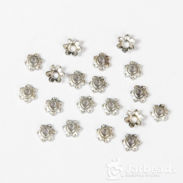 Шапочки для бусин маленькие цветы с шариками 7мм (серебро) 10шт